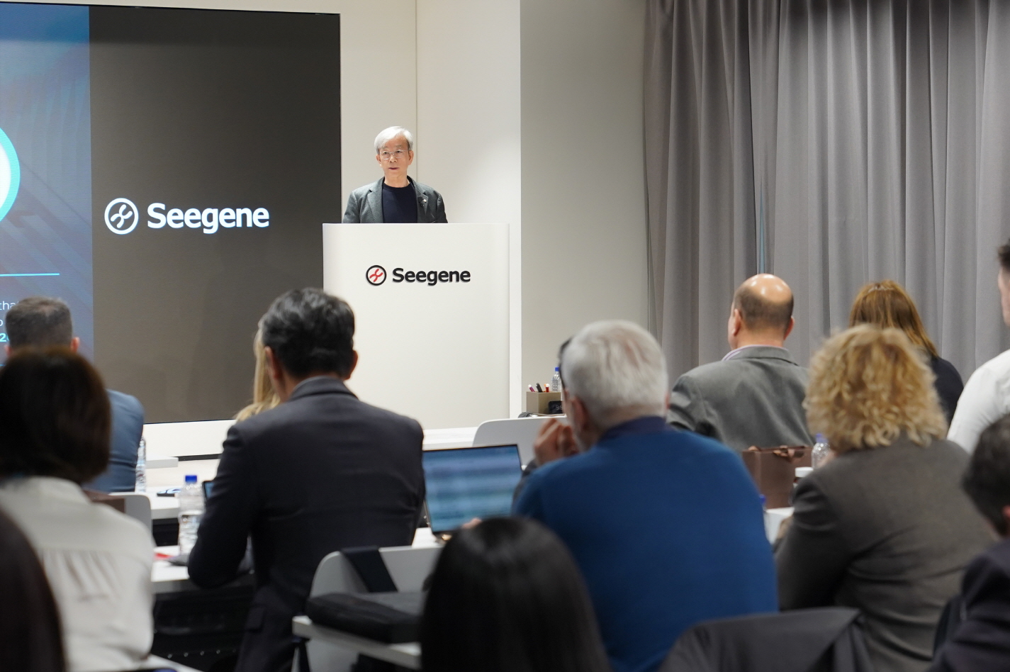 사진1_지난_22일_서울_송파구_씨젠_본사에서_글로벌_세일즈∙마케팅_컨퍼런스Global_Sales_&_Marketing